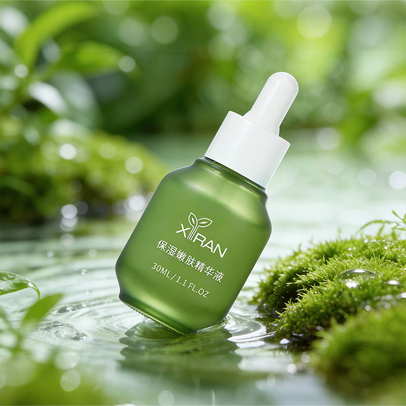 保濕嫩膚精華液_綠瓶裝